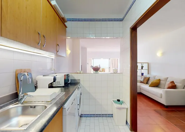 C/piscina-albufeira * Albufeira