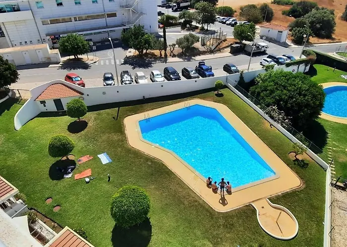 C/piscina-albufeira Apartamento *