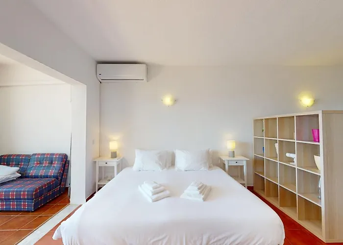 C/piscina-albufeira * Albufeira